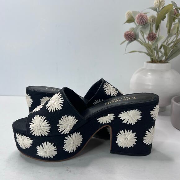 Kate Spade Ibiza Pom Pom Floral Platform Sandal Black/White Women's 7B - Picture 6 of 11